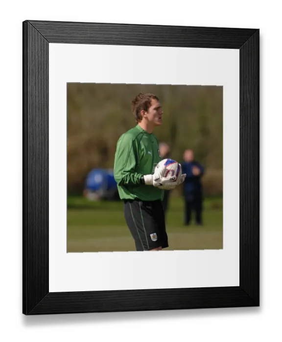 Framed Print : Bristol City U18s vs Arsenal U18s: Youth Cup Showdown Framed Print : Bristol City U18s vs Arsenal U18s: Youth Cup Showdown