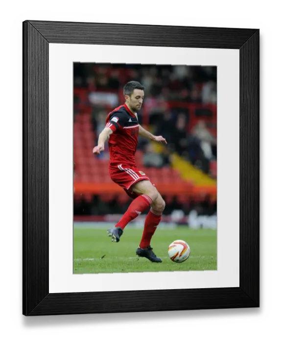Framed Print : Bristol City vs Ipswich Town: Cole Skuse in Action at Ashton Gate Stadium, Championship Football Match - January 2013 Framed Print : Bristol City vs Ipswich Town: Cole Skuse in Action at Ashton Gate Stadium, Championship Football Match - January 2013