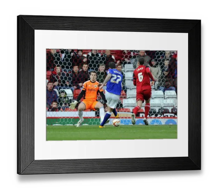 Framed Print : Daryl Murphy Scores the Opener: Ipswich Town vs. Bristol City, Championship 2013 Framed Print : Daryl Murphy Scores the Opener: Ipswich Town vs. Bristol City, Championship 2013