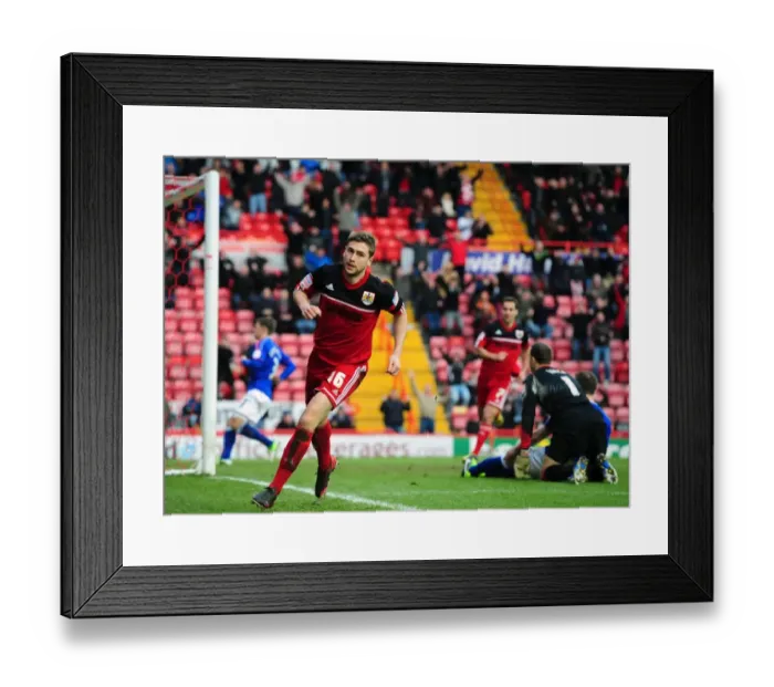 Framed Print : Bristol City vs Ipswich Town: Steven Davies Scores the Equalizer in Championship Match, January 2013 Framed Print : Bristol City vs Ipswich Town: Steven Davies Scores the Equalizer in Championship Match, January 2013