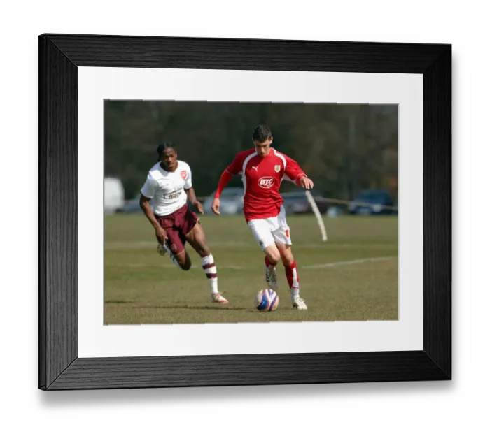 Framed Print : Bristol City U18s vs Arsenal U18s: The Exciting Youth Cup Showdown