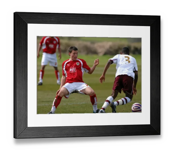 Framed Print : Bristol City U18s vs Arsenal U18s: Youth Cup Showdown Framed Print : Bristol City U18s vs Arsenal U18s: Youth Cup Showdown