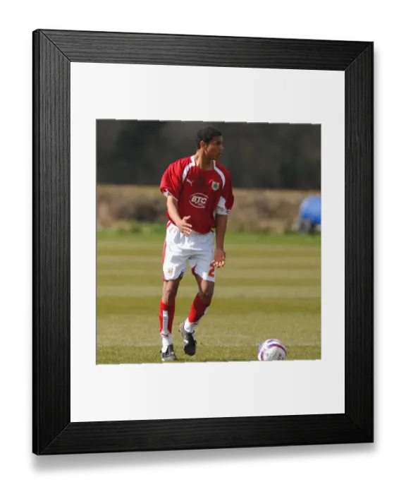 Framed Print : Bristol City U18s vs Arsenal U18s: Youth Cup Showdown