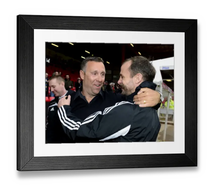 Framed Print : Brian Tinnion Reunites with Louis Carey at Ashton Gate: Bristol City vs Nottingham Forest, 09-02-2013
