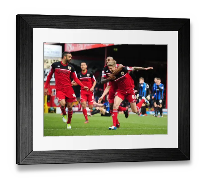 Framed Print : Bristol City's Triumph: Stead, Elliott, and Liam Fontaine Celebrate Npower Championship Win Against Barnsley