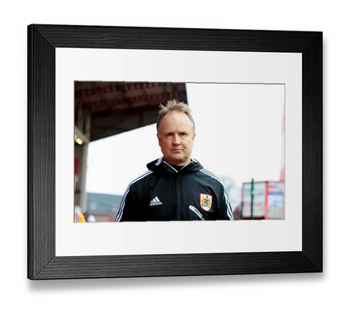 Framed Print : Sean O'Driscoll Leads Bristol City in Npower Championship Match Against Barnsley, 23 / 02 / 2013 Framed Print : Sean O'Driscoll Leads Bristol City in Npower Championship Match Against Barnsley, 23 / 02 / 2013