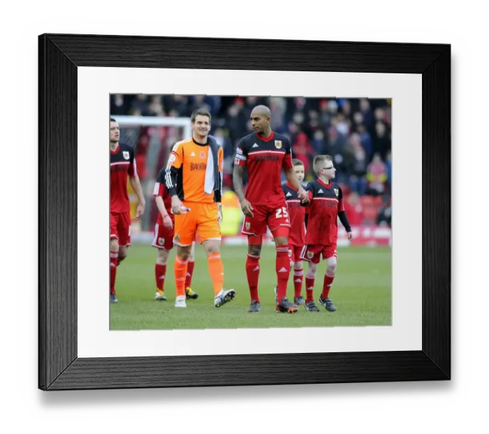 Framed Print : Bristol City vs Barnsley Clash in Npower Championship at Ashton Gate - February 2013 Framed Print : Bristol City vs Barnsley Clash in Npower Championship at Ashton Gate - February 2013