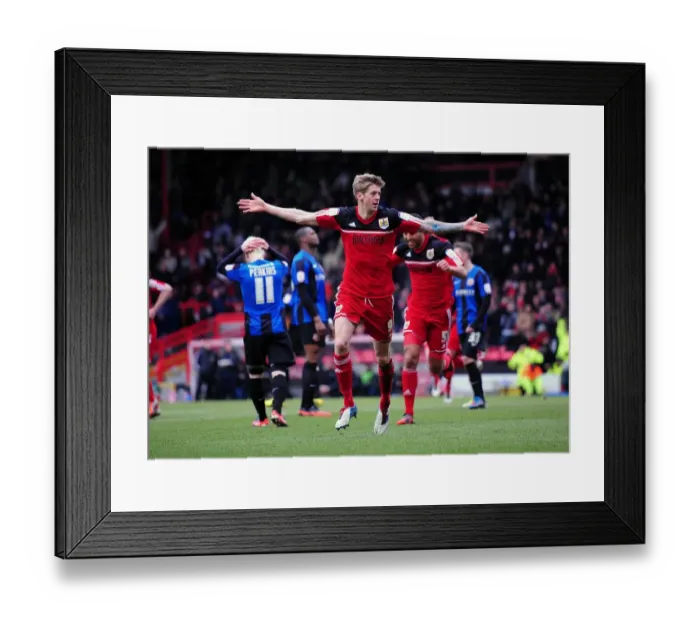 Framed Print : Jon Stead's Game-Winning Goal Celebration: Bristol City vs. Barnsley, Npower Championship (2013) Framed Print : Jon Stead's Game-Winning Goal Celebration: Bristol City vs. Barnsley, Npower Championship (2013)
