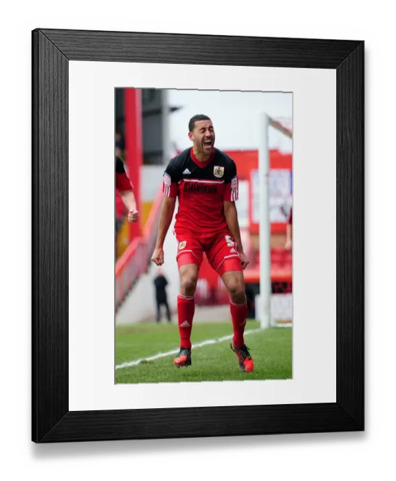 Framed Print : Bristol City's Lewin Nyatanga Scores Dramatic Winning Goal Against Barnsley Framed Print : Bristol City's Lewin Nyatanga Scores Dramatic Winning Goal Against Barnsley