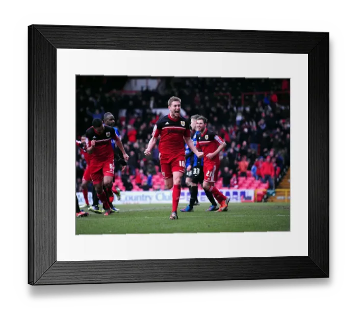 Framed Print : Bristol City's Steven Davies Celebrates Fifth Goal Against Barnsley in Npower Championship Match