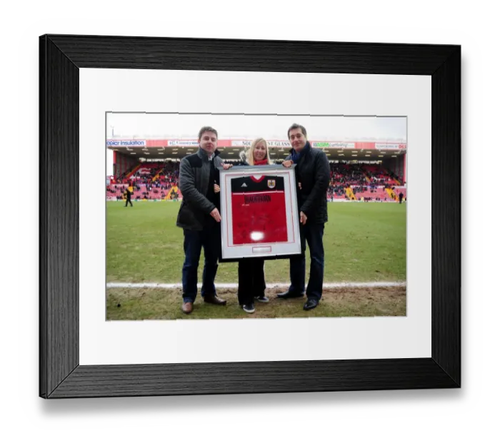 Framed Print : Bristol City's Amy Kington Receives Signed Shirt from Dougie Allward after Barnsley Match, 23 / 02 / 2013 Framed Print : Bristol City's Amy Kington Receives Signed Shirt from Dougie Allward after Barnsley Match, 23 / 02 / 2013
