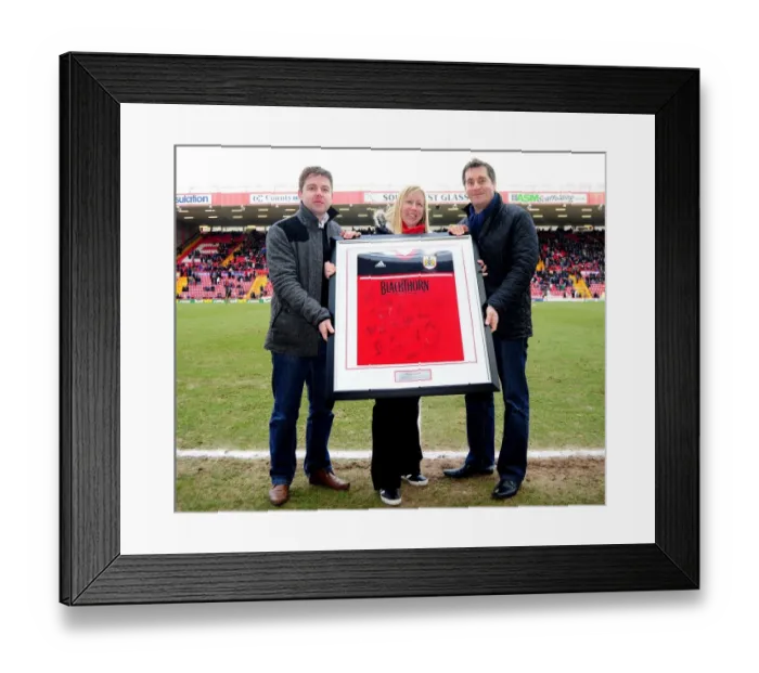 Framed Print : Amy Kington Receives Signed Bristol City Shirt after Barnsley Match, 23 / 02 / 2013 Framed Print : Amy Kington Receives Signed Bristol City Shirt after Barnsley Match, 23 / 02 / 2013