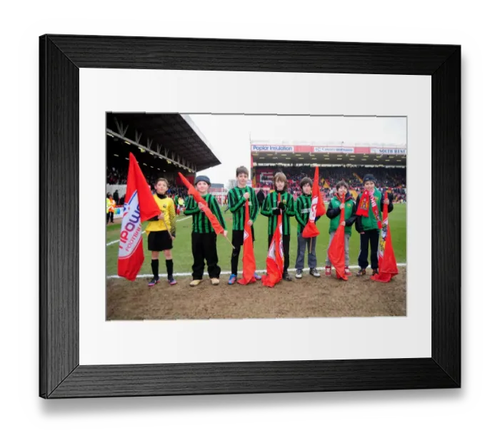 Framed Print : Flagbearers Clash: Bristol City vs Barnsley, Npower Championship (February 2013) - Ashton Gate Framed Print : Flagbearers Clash: Bristol City vs Barnsley, Npower Championship (February 2013) - Ashton Gate