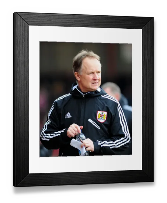 Framed Print : Bristol City Manager Sean O'Driscoll Leads Team Against Barnsley, 23rd February 2013 Framed Print : Bristol City Manager Sean O'Driscoll Leads Team Against Barnsley, 23rd February 2013