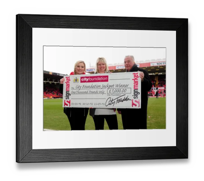 Framed Print : Thrilling Jackpot Win: Bristol City FC vs Barnsley at Ashton Gate (23 / 02 / 2013) Framed Print : Thrilling Jackpot Win: Bristol City FC vs Barnsley at Ashton Gate (23 / 02 / 2013)