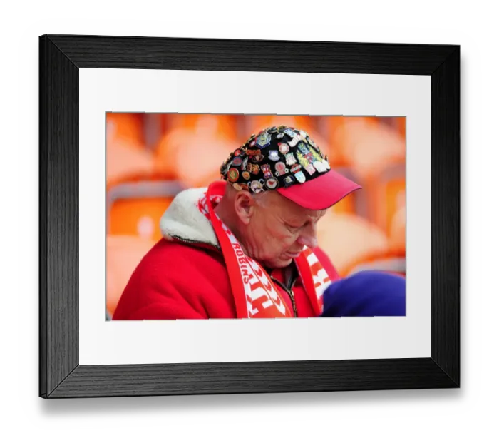 Framed Print : Blackpool V Bristol City