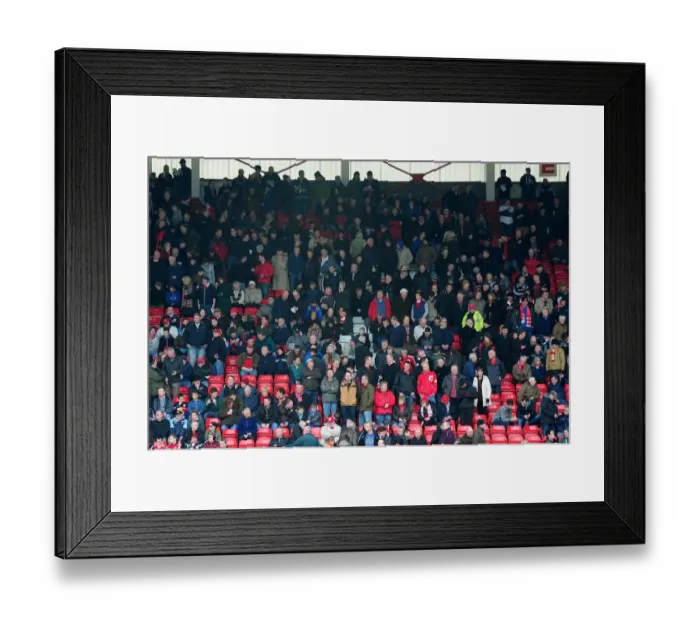 Framed Print : Bristol City Fans in Full Throat at Ashton Gate: Bristol City vs. Middlesbrough, Npower Championship (09 / 03 / 2013) Framed Print : Bristol City Fans in Full Throat at Ashton Gate: Bristol City vs. Middlesbrough, Npower Championship (09 / 03 / 2013)