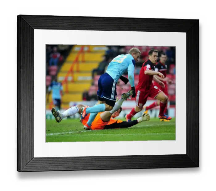 Framed Print : Bristol City's Tom Heaton Defends Against Curtis Main of Middlesbrough - Npower Championship, 2013 Framed Print : Bristol City's Tom Heaton Defends Against Curtis Main of Middlesbrough - Npower Championship, 2013