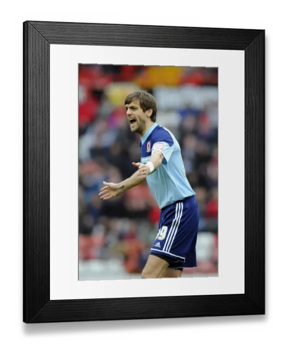Framed Print : Bristol City vs Middlesbrough: Jonathan Woodgate Focuses at Ashton Gate, Npower Championship (09 / 03 / 2013) Framed Print : Bristol City vs Middlesbrough: Jonathan Woodgate Focuses at Ashton Gate, Npower Championship (09 / 03 / 2013)