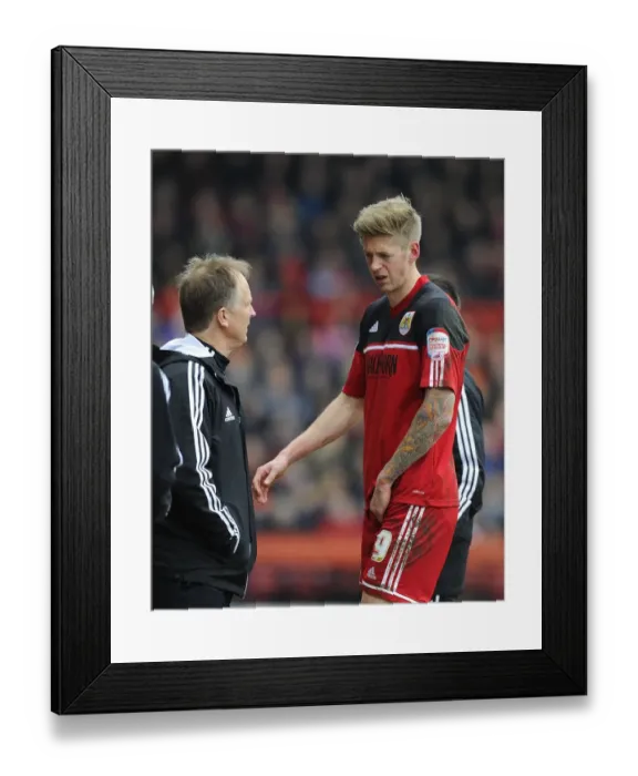 Framed Print : Bristol City's Jon Stead Exits with Injury vs. Middlesbrough (09 / 03 / 2013) Framed Print : Bristol City's Jon Stead Exits with Injury vs. Middlesbrough (09 / 03 / 2013)