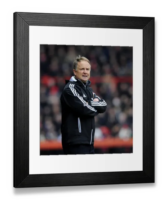 Framed Print : Sean O'Driscoll Leads Bristol City in Npower Championship Match Against Sheffield Wednesday, April 2013 Framed Print : Sean O'Driscoll Leads Bristol City in Npower Championship Match Against Sheffield Wednesday, April 2013