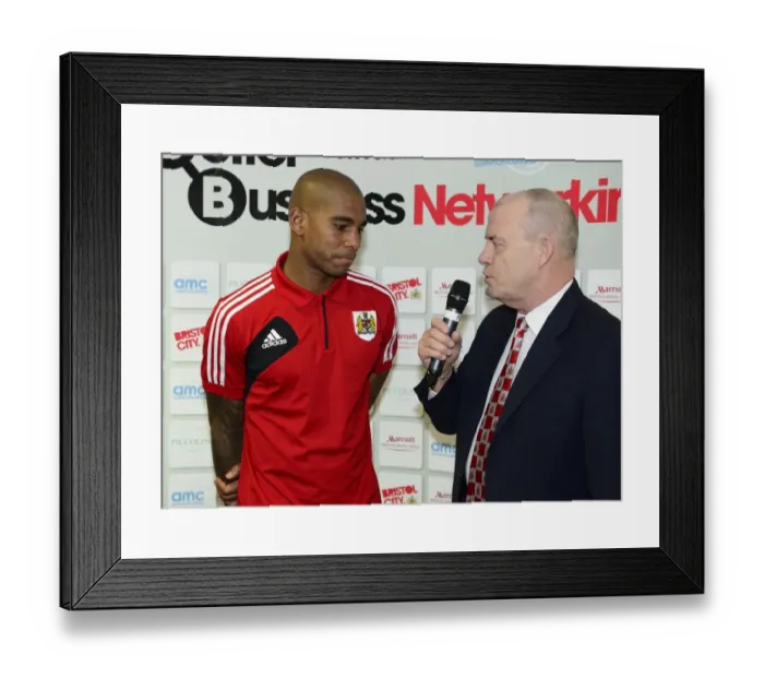 Framed Print : Bristol City vs Sheffield Wednesday Clash in Npower Championship, April 2013 Framed Print : Bristol City vs Sheffield Wednesday Clash in Npower Championship, April 2013