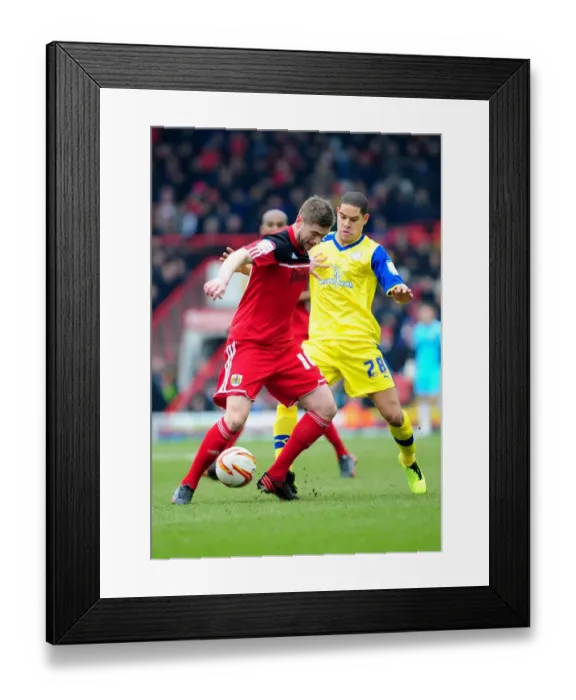 Framed Print : Steven Davies vs. Giles Coke: Intense Battle in Npower Championship Clash at Ashton Gate Framed Print : Steven Davies vs. Giles Coke: Intense Battle in Npower Championship Clash at Ashton Gate