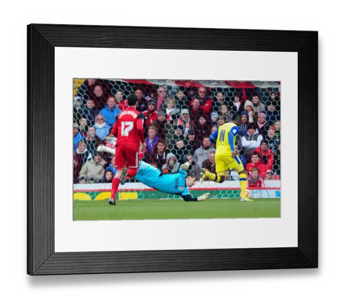 Framed Print : Jermaine Johnson Scores the Opener: Thrilling Moment from Bristol City vs Sheffield Wednesday, Npower Championship (April 1, 2013) Framed Print : Jermaine Johnson Scores the Opener: Thrilling Moment from Bristol City vs Sheffield Wednesday, Npower Championship (April 1, 2013)