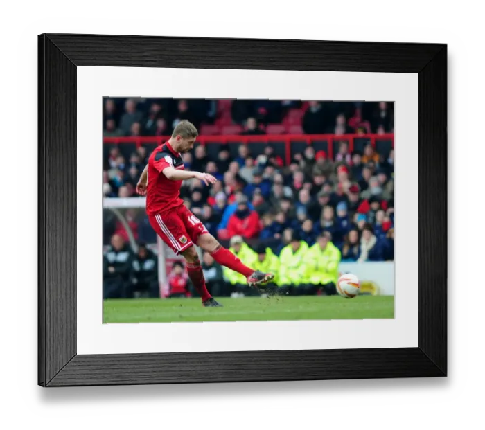 Framed Print : Steven Davies Free Kick Shoot for Bristol City vs Sheffield Wednesday, April 2013 Framed Print : Steven Davies Free Kick Shoot for Bristol City vs Sheffield Wednesday, April 2013