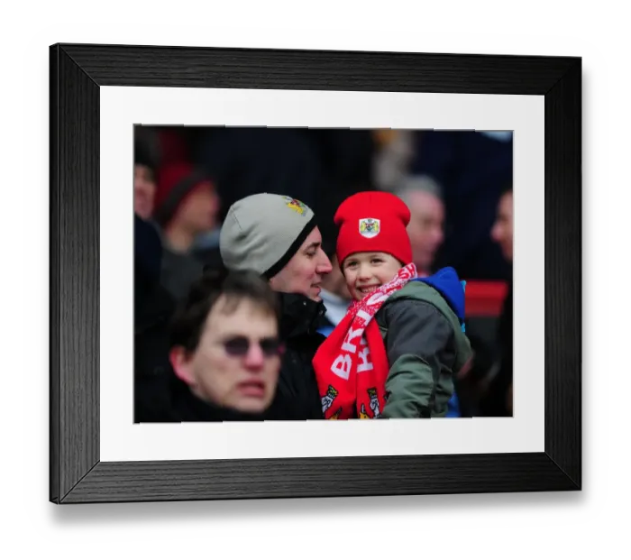 Framed Print : Intense Moment at Ashton Gate: Bristol City vs Sheffield Wednesday, Npower Championship (April 2013) Framed Print : Intense Moment at Ashton Gate: Bristol City vs Sheffield Wednesday, Npower Championship (April 2013)