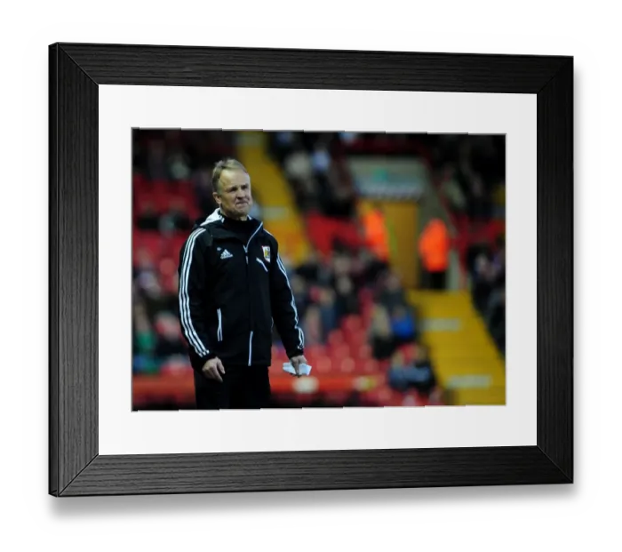 Framed Print : Sean O'Driscoll's Frustration: Bristol City vs Birmingham City, 16th April 2013