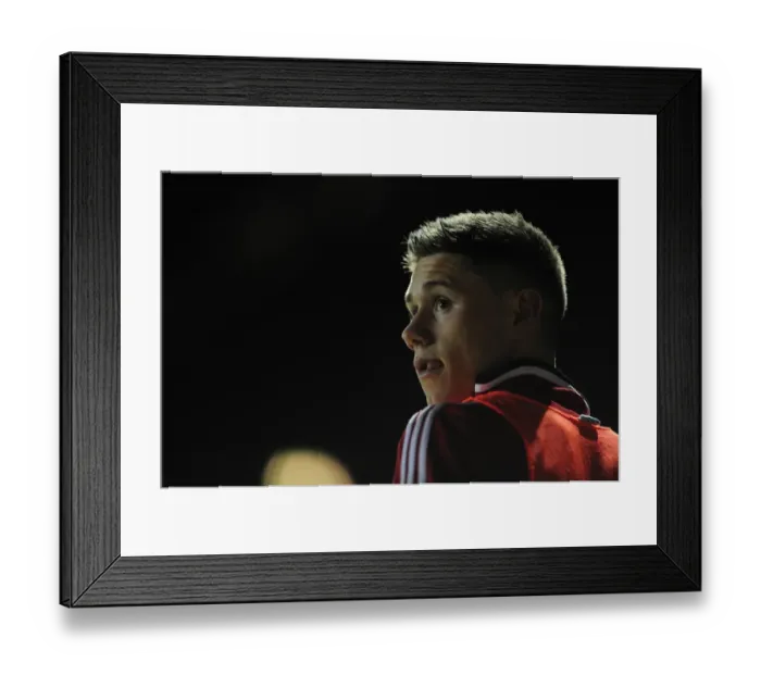 Framed Print : Wes Burns in Action: Bristol City vs Birmingham City, 2013 Framed Print : Wes Burns in Action: Bristol City vs Birmingham City, 2013