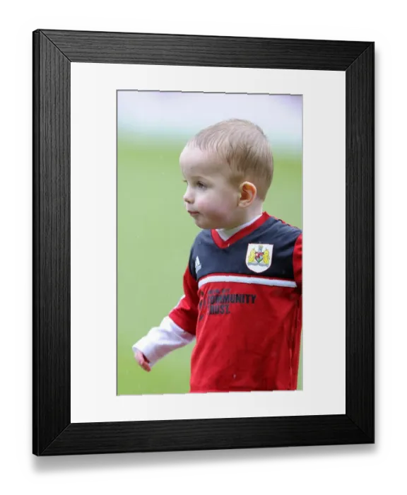 Framed Print : Npower Championship Showdown: Bristol City vs. Bolton Wanderers at Ashton Gate (April 13, 2013) Framed Print : Npower Championship Showdown: Bristol City vs. Bolton Wanderers at Ashton Gate (April 13, 2013)