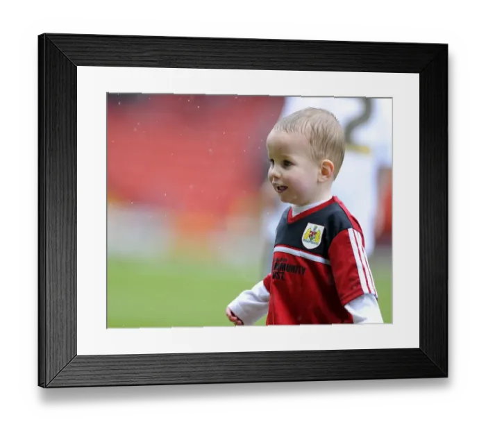 Framed Print : Npower Championship Showdown: Bristol City vs. Bolton Wanderers at Ashton Gate (13 / 04 / 2013) Framed Print : Npower Championship Showdown: Bristol City vs. Bolton Wanderers at Ashton Gate (13 / 04 / 2013)