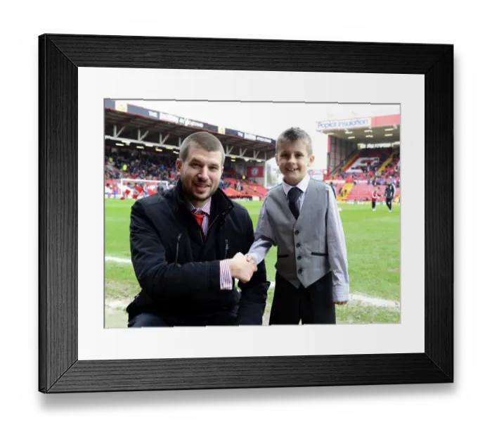 Framed Print : Npower Championship Showdown: Bristol City vs. Bolton Wanderers at Ashton Gate (13 / 04 / 2013) Framed Print : Npower Championship Showdown: Bristol City vs. Bolton Wanderers at Ashton Gate (13 / 04 / 2013)