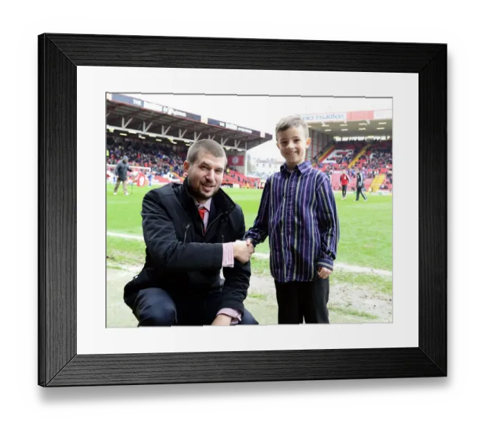 Framed Print : Npower Championship Showdown: Bristol City vs. Bolton Wanderers at Ashton Gate (13 / 04 / 2013) Framed Print : Npower Championship Showdown: Bristol City vs. Bolton Wanderers at Ashton Gate (13 / 04 / 2013)