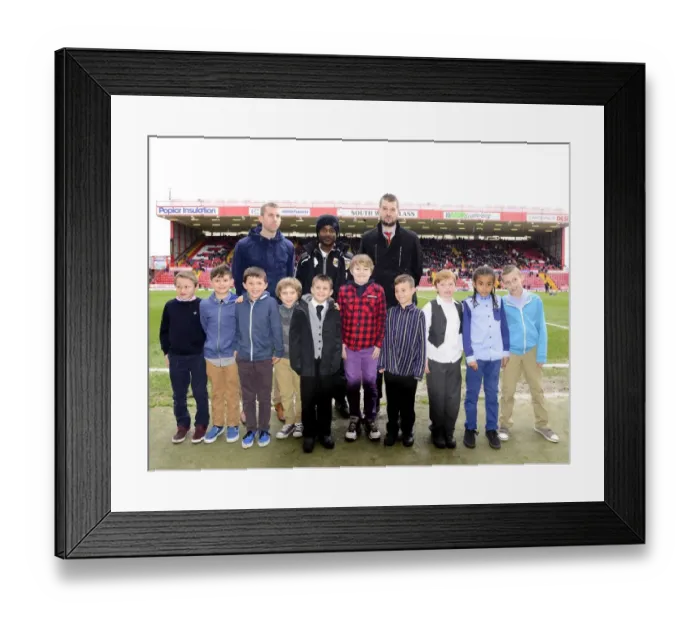 Framed Print : Npower Championship Showdown: Bristol City vs. Bolton Wanderers at Ashton Gate (13 / 04 / 2013) Framed Print : Npower Championship Showdown: Bristol City vs. Bolton Wanderers at Ashton Gate (13 / 04 / 2013)