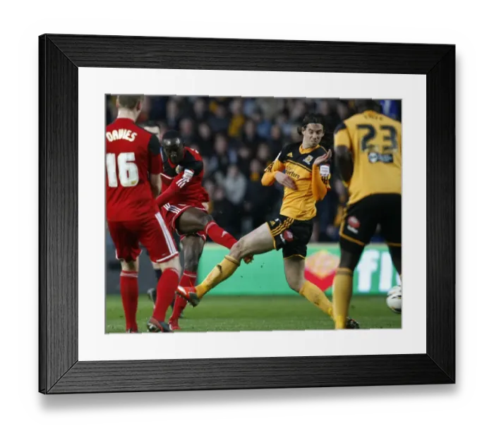 Framed Print : Adomah's Lone Strike: Hull City vs. Bristol City, Championship 2013 Framed Print : Adomah's Lone Strike: Hull City vs. Bristol City, Championship 2013