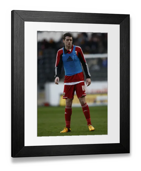 Framed Print : Brendan Maloney of Bristol City in Action Against Hull City, 2013 Championship Match Framed Print : Brendan Maloney of Bristol City in Action Against Hull City, 2013 Championship Match