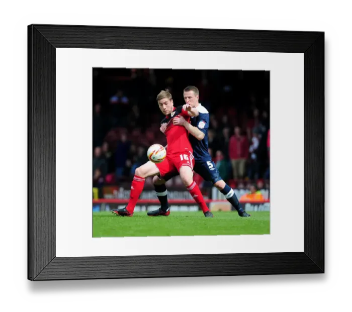 Framed Print : Steven Davies vs. Peter Clarke: A Moment of Control in Bristol City vs. Huddersfield Town Football Match Framed Print : Steven Davies vs. Peter Clarke: A Moment of Control in Bristol City vs. Huddersfield Town Football Match