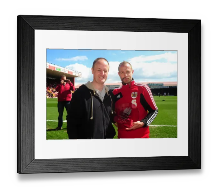 Framed Print : Bristol City FC: Louis Carey Receives Award vs. Huddersfield Town (27-04-2013) Framed Print : Bristol City FC: Louis Carey Receives Award vs. Huddersfield Town (27-04-2013)