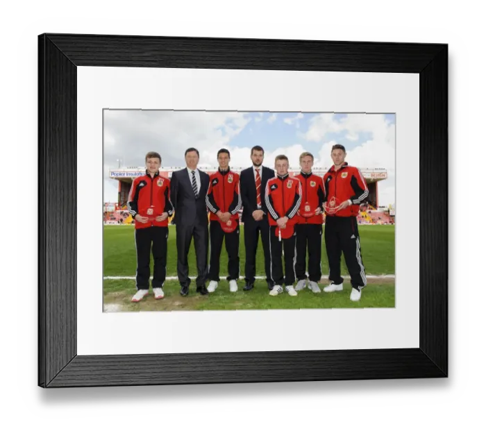 Framed Print : Bristol City FC: Half Time Celebration with Newly Capped Players vs. Huddersfield Town, Championship 2013 Framed Print : Bristol City FC: Half Time Celebration with Newly Capped Players vs. Huddersfield Town, Championship 2013
