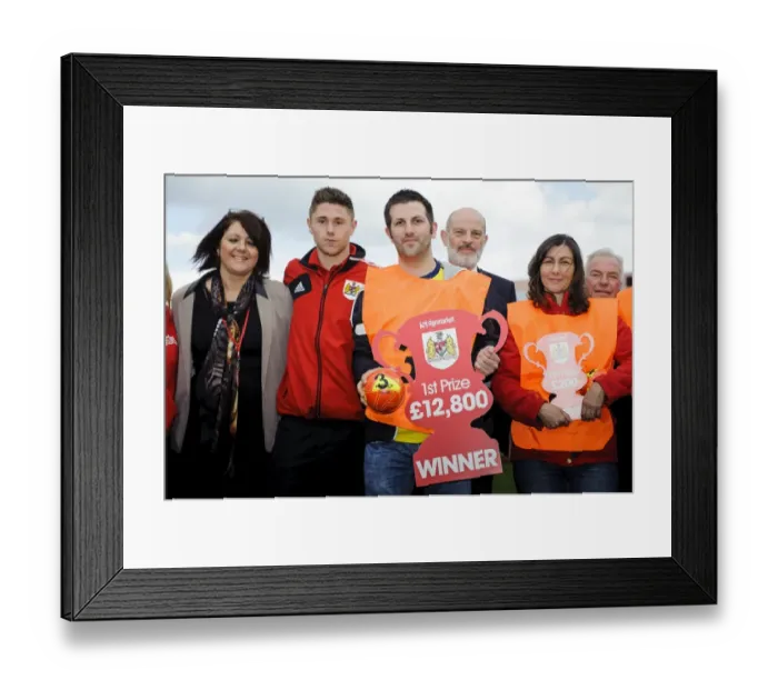 Framed Print : Bristol City FC: Winning Moment at Ashton Gate During Half Time (2013) Framed Print : Bristol City FC: Winning Moment at Ashton Gate During Half Time (2013)