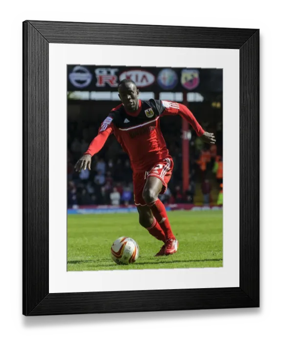 Framed Print : Albert Adomah in Action: Bristol City vs Huddersfield Town, Npower Championship (2013) Framed Print : Albert Adomah in Action: Bristol City vs Huddersfield Town, Npower Championship (2013)
