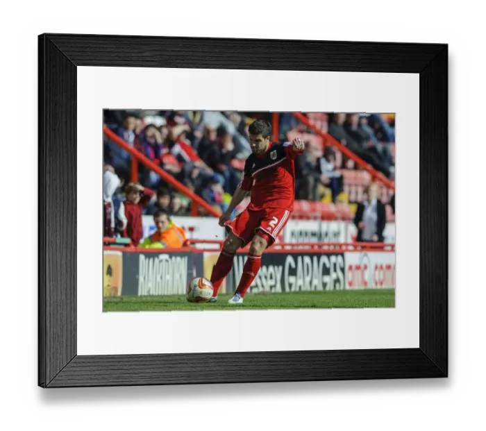 Framed Print : Bristol City vs Huddersfield: Richard Foster in Action during the Npower Championship Match, 2013 Framed Print : Bristol City vs Huddersfield: Richard Foster in Action during the Npower Championship Match, 2013