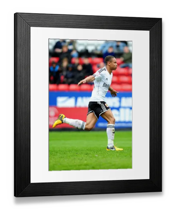 Framed Print : Bobby Reid's Dramatic Goal: Charlton Athletic vs. Bristol City, Npower Championship (04 / 05 / 2013) Framed Print : Bobby Reid's Dramatic Goal: Charlton Athletic vs. Bristol City, Npower Championship (04 / 05 / 2013)