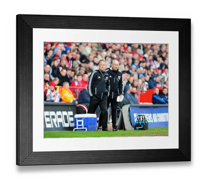 Framed Print : Sean O'Driscoll and Richard Kelly of Bristol City at Charlton Athletic, Npower Championship (04 / 05 / 2013)