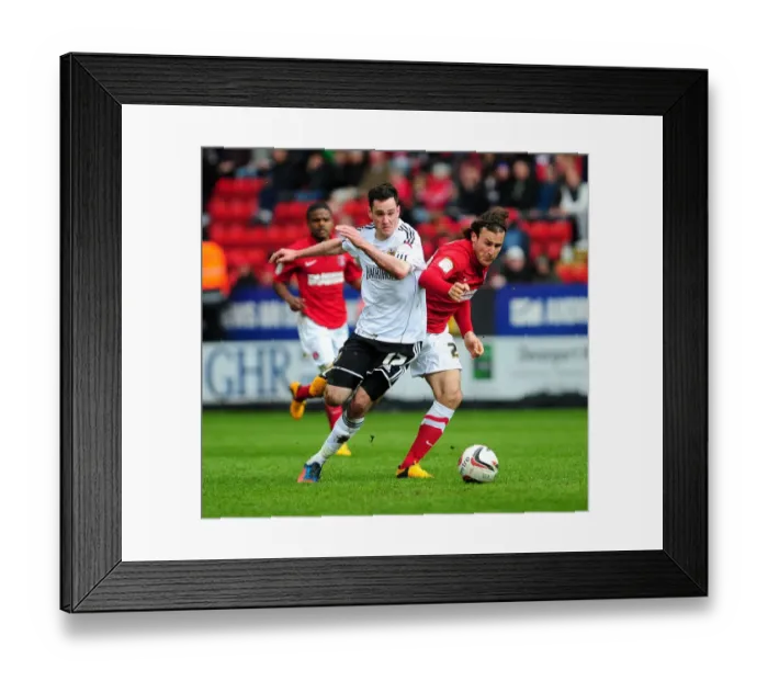 Framed Print : Bristol City's Gregg Cunningham Foul by Lawrie Wilson during Charlton Athletic vs. Bristol City, Npower Championship (2013) Framed Print : Bristol City's Gregg Cunningham Foul by Lawrie Wilson during Charlton Athletic vs. Bristol City, Npower Championship (2013)