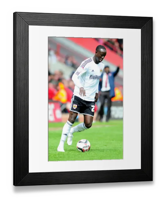 Framed Print : Adomah's Determination: Charlton Athletic vs. Bristol City, Npower Championship, 04 / 05 / 2013