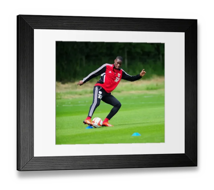Framed Print : Bristol City FC: Jordy Wynter at Pre-Season Training Framed Print : Bristol City FC: Jordy Wynter at Pre-Season Training